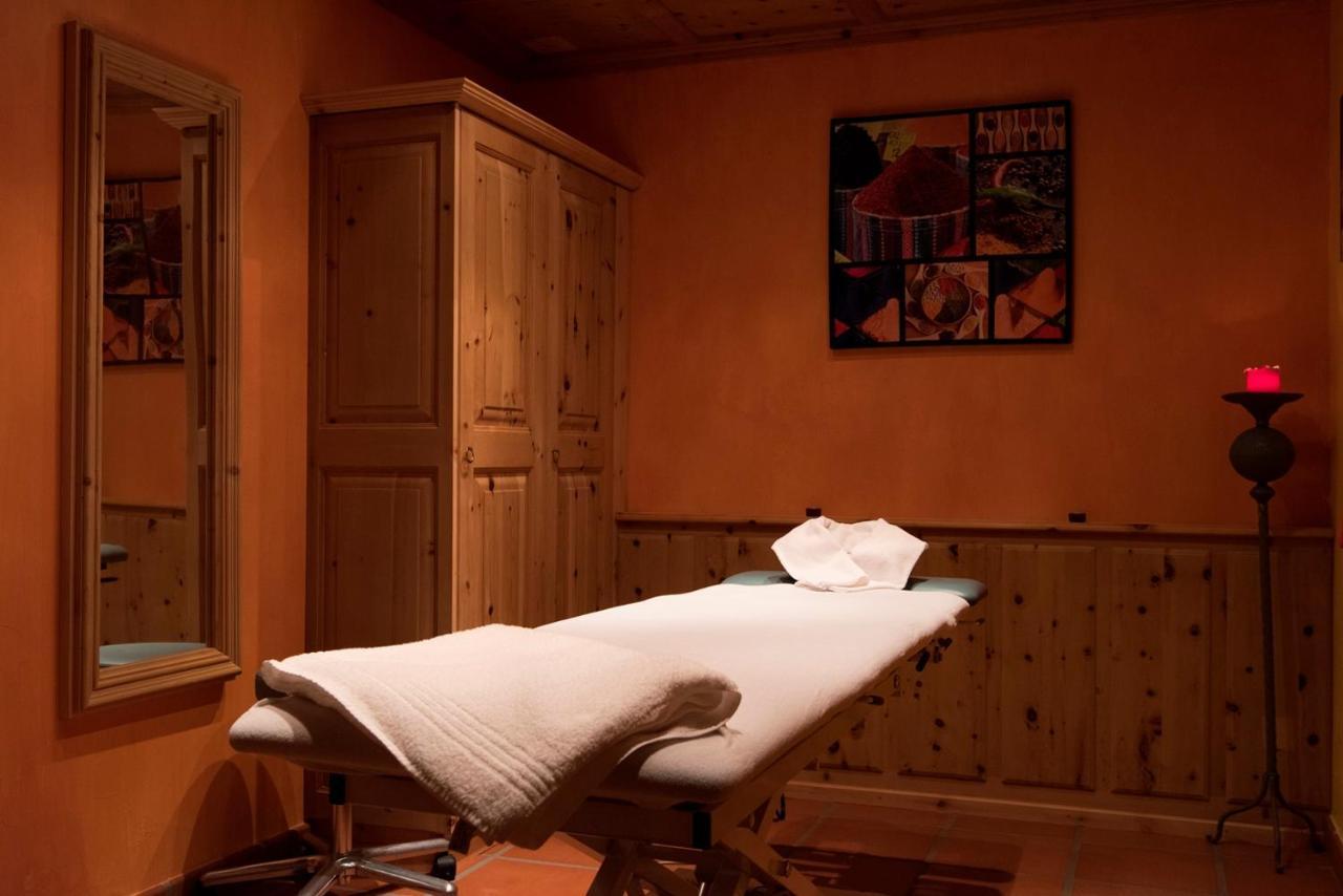 Schlosshotel Chaste Tarasp Kültér fotó