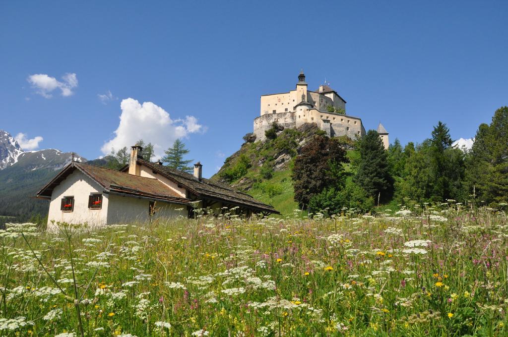 Schlosshotel Chaste Tarasp Kültér fotó